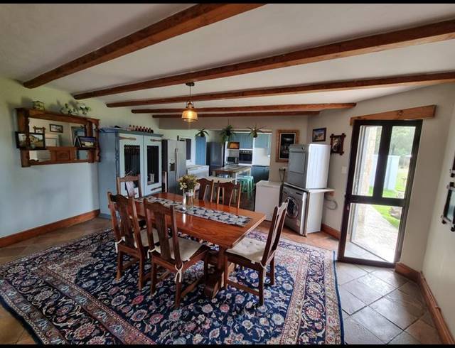 8 BEDROOM HOUSE FOR SALE IN GROOT BRAKRIVIER RURAL